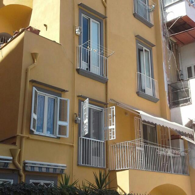 Casa Margherita Nápoles Exterior foto